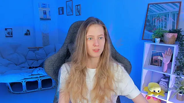 Sharon Evansi online show from 03/09/25, 03:16