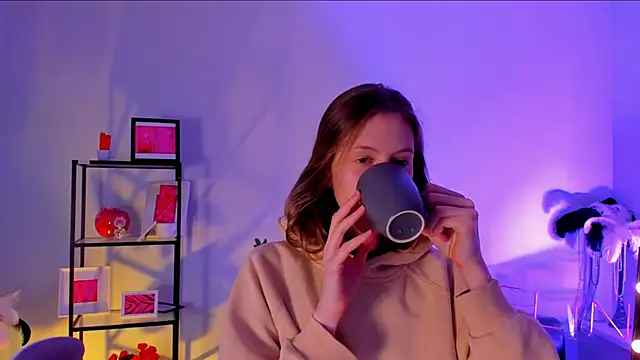 Sharon Evansi online show from 03/14/25, 09:00