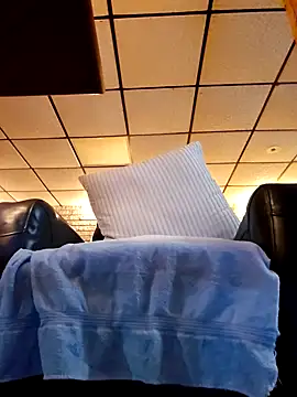 Snapshot of kendo536 chatting on 10/22/25, 12:22 kendo536 online show from 10/22/25, 12:22