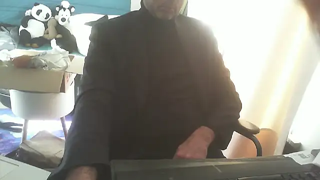 shyfrenchcock1 online show from 01/28/25, 10:12