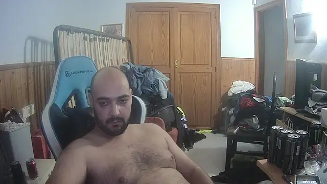 chicomallorca96 online show from 10/12/25, 02:27