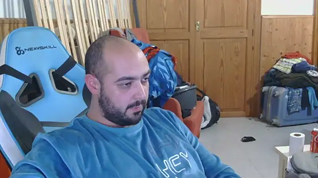 chicomallorca96 online show from 02/08/26, 04:21