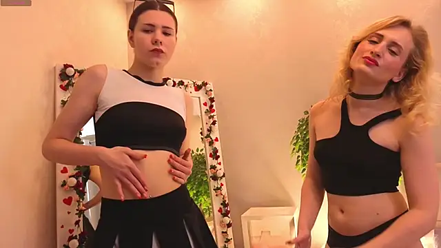 Bella Murrr online show from 03/18/25, 12:36