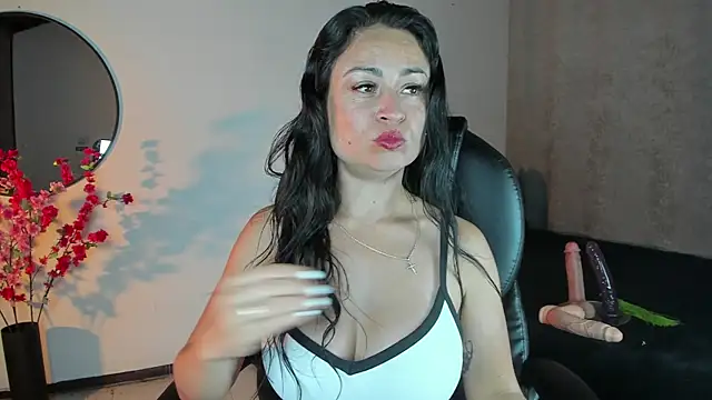 SaraMilf 69 online show from 10/03/25, 02:14