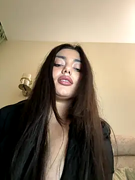 Snapshot of Sweet_Khalifa_ chatting on 11/28/25, 03:25 Sweet Khalifa online show from 11/28/25, 03:25