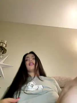 Snapshot of Sweet_Khalifa_ chatting on 12/22/25, 03:20 Sweet Khalifa online show from 12/22/25, 03:20