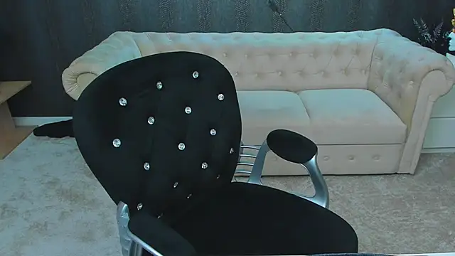 anemarieejolie online show from 02/10/25, 10:40