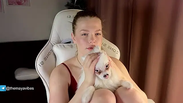 Maya Rave online show from 01/12/26, 03:34