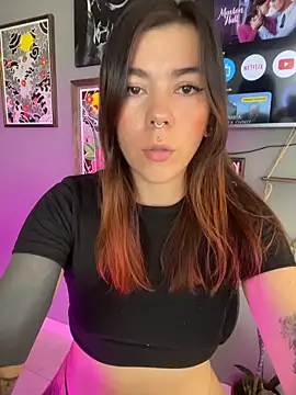 luccianagreyy online show from 11/10/25, 08:08