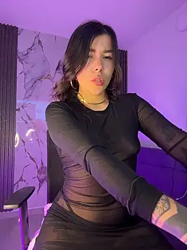 Snapshot of luccianagreyy chatting on 05/28/26, 12:13 luccianagreyy online show from 05/28/26, 12:13