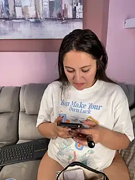 PoliBenett  online show from 01/18/25, 07:48