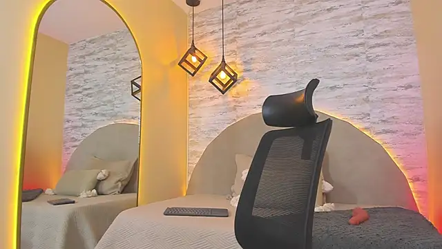 Aron Bolt online show from 02/12/26, 03:07