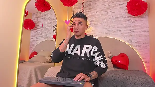 Aron Bolt online show from 02/16/26, 12:12