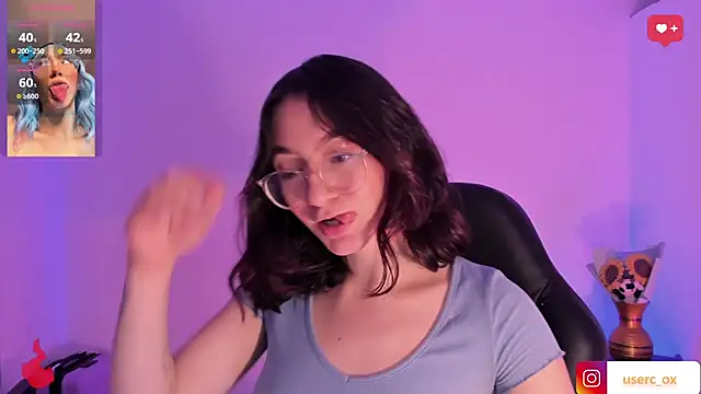 Snapshot of haanna_thompsoon chatting on 02/13/25, 11:26 haanna thompsoon online show from 02/13/25, 11:26