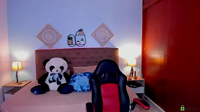 Edelaine rogers online show from 10/12/25, 05:06