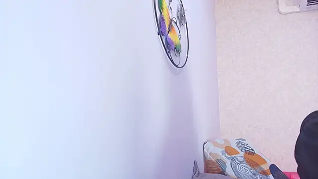 Amy wats0n online show from 10/31/25, 07:04