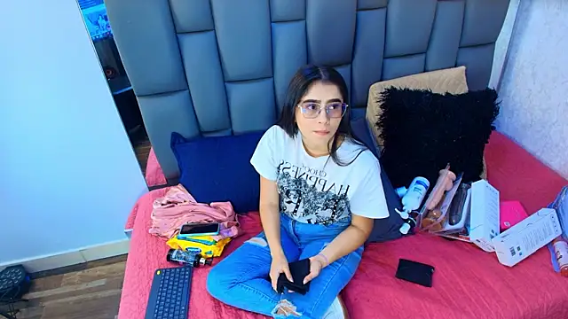 Amy wats0n online show from 03/13/26, 07:09