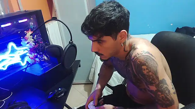 Badboyi1997 online show from 10/14/25, 12:00