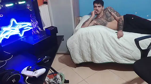 Badboyi1997 online show from 10/16/25, 01:50