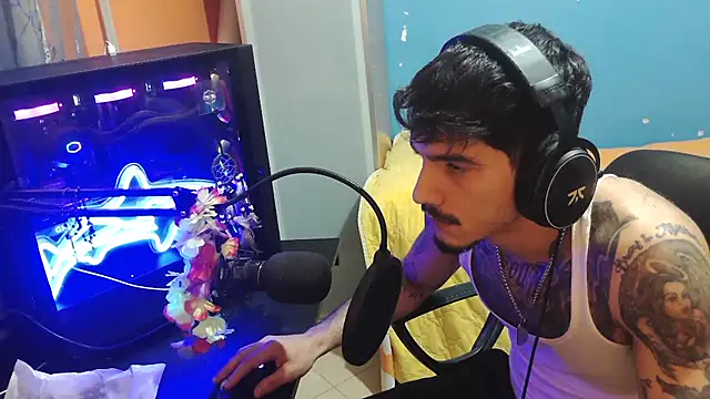 Badboyi1997 online show from 10/25/25, 07:41