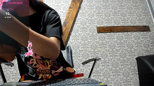 Mia scarlet69 online show from 01/30/25, 12:16