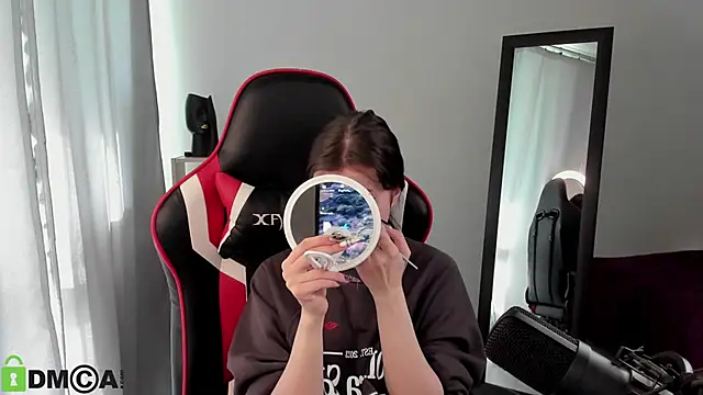 Este Glen online show from 03/20/25, 08:09