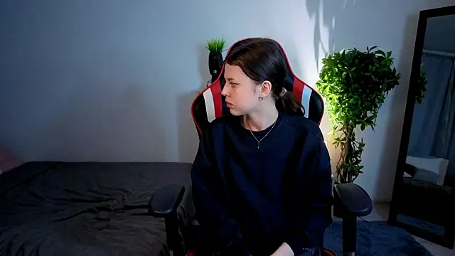 Este Glen online show from 10/09/25, 01:03