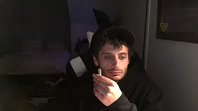 Snapshot of Dylansd chatting on 12/14/24, 08:02 Dylansd online show from 12/14/24, 08:02