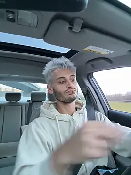 Snapshot of Dylansd chatting on 12/28/24, 09:40 Dylansd online show from 12/28/24, 09:40