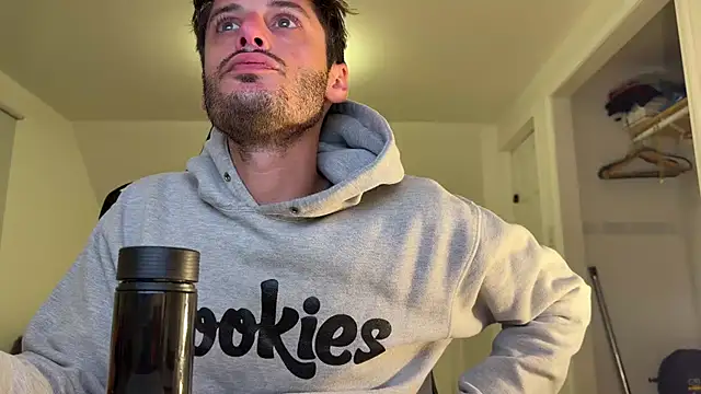 Snapshot of Dylansd chatting on 11/04/25, 05:50 Dylansd online show from 11/04/25, 05:50