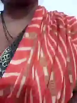 Snapshot of riya_houswife chatting on 12/25/24, 10:17 riya houswife online show from 12/25/24, 10:17