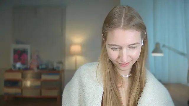 solar bella online show from 03/17/25, 12:04