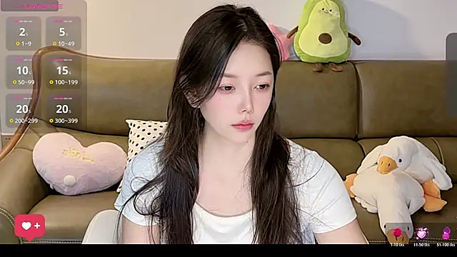 Snapshot of Yilin1999 chatting on 04/22/26, 10:50 Yilin1999 online show from 04/22/26, 10:50