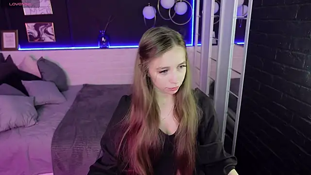 OliviaGentle online show from 12/02/24, 03:47