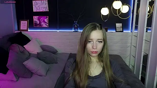 OliviaGentle online show from 12/06/24, 04:36