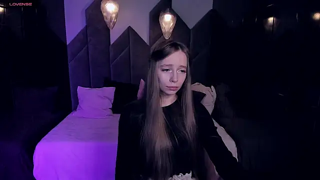 OliviaGentle online show from 12/10/24, 04:56