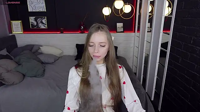 OliviaGentle online show from 12/18/24, 07:15