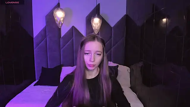 OliviaGentle online show from 12/21/24, 04:41