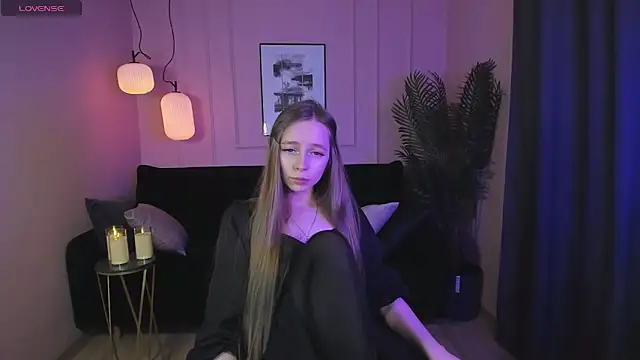 OliviaGentle online show from 12/23/24, 04:12