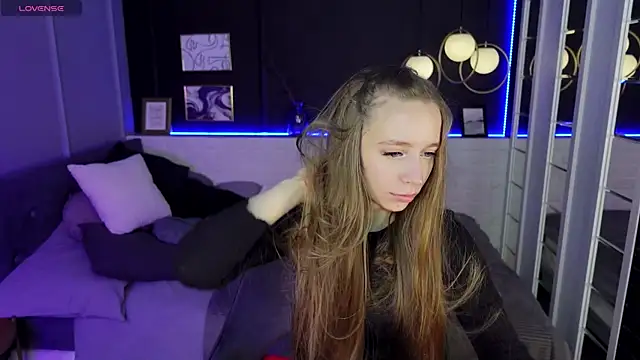 OliviaGentle online show from 02/06/25, 05:25