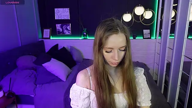 OliviaGentle online show from 02/10/25, 01:57