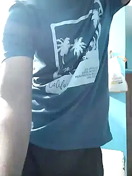 Snapshot of black_cobra70 chatting on 12/16/24, 06:53 black cobra70 online show from 12/16/24, 06:53