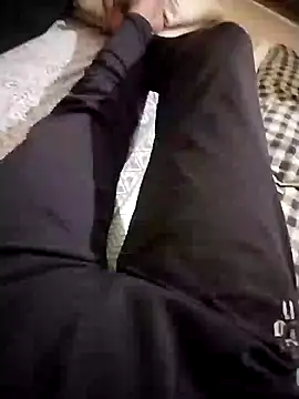 Snapshot of black_cobra70 chatting on 12/25/24, 04:00 black cobra70 online show from 12/25/24, 04:00