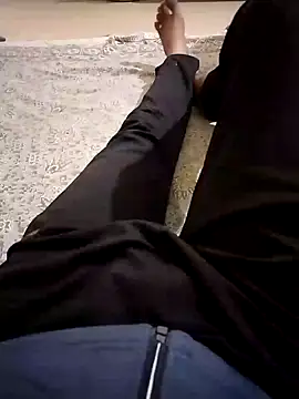 Snapshot of black_cobra70 chatting on 12/28/24, 03:04 black cobra70 online show from 12/28/24, 03:04