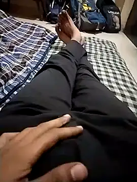 Snapshot of black_cobra70 chatting on 12/29/24, 07:53 black cobra70 online show from 12/29/24, 07:53