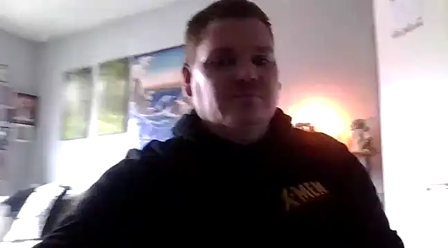 ArcanceTheo82 online show from 02/04/25, 02:21
