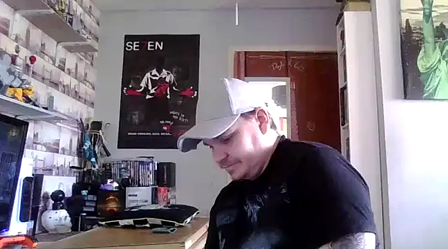 ArcanceTheo82 online show from 03/01/25, 02:02