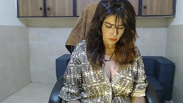 pareeti online show from 02/21/26, 02:18