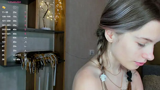 LinaCristonsen online show from 12/08/24, 02:09