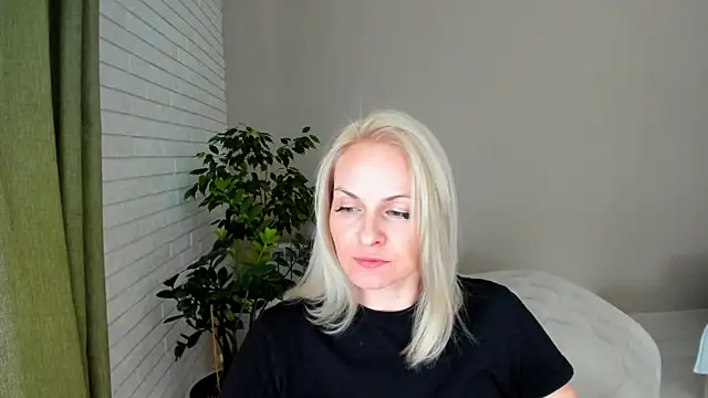 Alicee Gracee online show from 02/07/25, 12:39